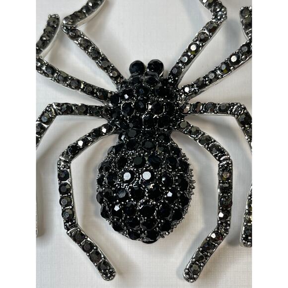 Piper K Creep It Real Black Crystal Bling Spider Brooch Pin NEW - Picture 2 of 8